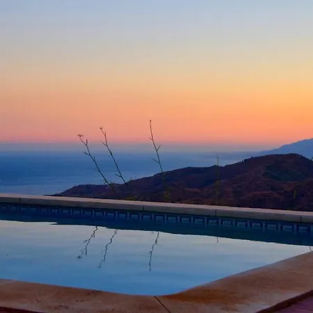 Axarquia Villa *